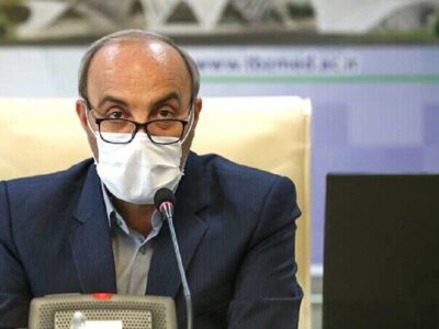 بازدید رئیس دانشگاه علوم پزشکی از مرکز واکسیناسیون کرونا بیمارستان‌های غرب تبریز