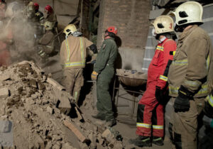 ۲ کشته و ۶ مصدوم در پی ریزش ساختمان در نوسود کرمانشاه