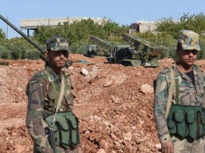 شهادت ۲ سرباز سوری و زخمی شدن ۳ نفر دیگر در حمله اسرائیل به حمص