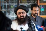 حقآبه ایران از هیرمند از راه گفتوگو و دور از رسانهای شدن حل شود