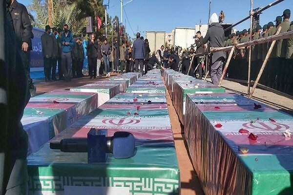 ۲۲ شهید انفجار تروریستی کرمان دانش‌آموز هستند