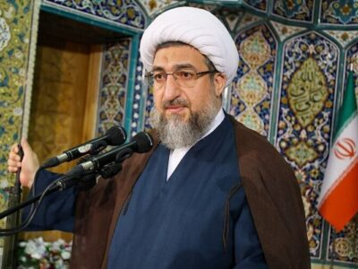 امام جمعه تبریز: دشمن به دنبال کاهش تاب‌آوری مردم و ایجاد شکاف میان ملت و دولت است