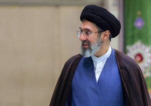 رهبر معظم انقلاب: روزهای سابق که دشمن آرزوی بازگشت به آن دارد، هیچگاه تکرار نمی‌شود