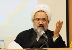 عضو جامعه مدرسین: برخی حرف‌ها و رفتارهای ملبسین جوان خجالت‌آور است