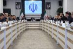 عارف: دولت متعهد است تحت هر شرایطی معیشت مردم را تأمین کند